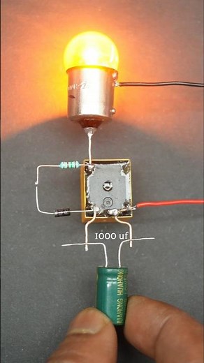 blinker experiment with capacitor #experiment #scienceproject