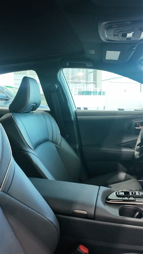 The Toyota Crown redefines the future for sedans with its bold styling, elevated comfort, and advanced hybrid performance. Smooth, confident, and packed with modern tech, it’s built for drivers who want efficiency without giving up power. Luxury meets innovation in a design that stands out everywhere it goes. The Crown delivers all the goods👇 •2.5L 4-cylinder hybrid system with electric motors that puts out up to •236 horsepower •Standard Electronic On-Demand All-Wheel Drive ⚡️🛞 •Up to 41 MPG 