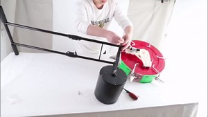 Manual Seeder Hand-Push Garden Seeder Roller Seeding and Fertilizer Applicator, Row Planter Corn Planter Seeder for Soy Peanut Corn Cotton Soybean, 13.5cm Spacing