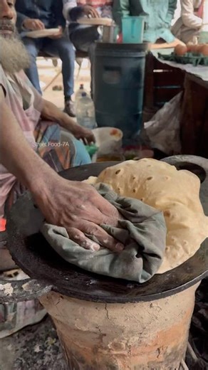 Amazing process of making Roti 😋 #shorts #streetfood #making #skills #food #foodie