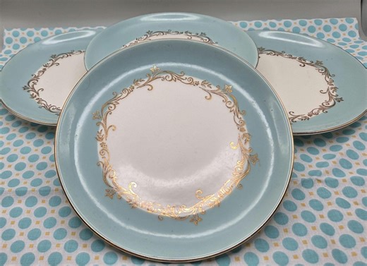 Vintage Homer Laughlin Aqua Salad Plates, Gold Crown Design, Set of 4 - Etsy