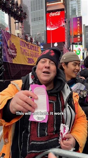 There Are No Bathrooms in Times Square on New Year’s Eve. Here’s What People Do 🤓