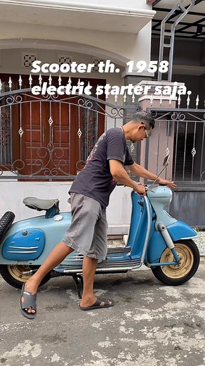 2.5K views · 4.2K reactions | Scooter langka tiada duanya di Indonesia yg seutuh ini. #scooter #puchmotor #puchscooter #madeingermany #original #originalpainting #2tak #2taklovers #electricstarter | Agustinus Candra | Facebook