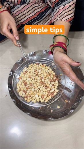 Amazing Trick to remove peanut skins | Roasted Peanuts In A Minute #shorts #hacks #tips