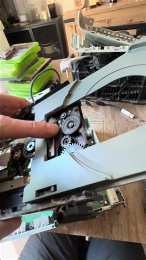 Xbox 360 Teardown! #xbox #console #disassembly #drive #cleaning