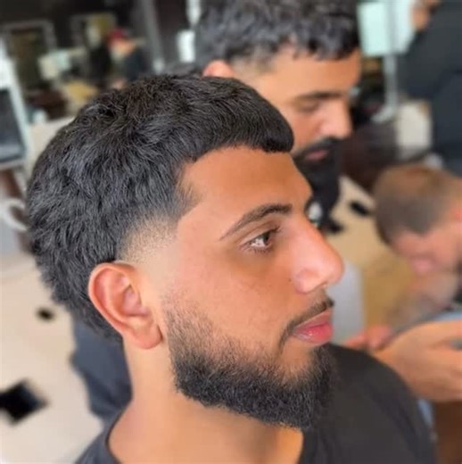🎉✨ WE’RE BACK! ✨🎉 Holiday break is officially over and we’re kicking off 2026 with fresh cuts, clean fades, and great energy 💈🔥 📅 Book your appointment or just walk in 📞 734-258-8183 📍 15070 Dix-Toledo Rd, Southgate, MI Let’s make 2026 sharp, confident, and unstoppable. Happy New Year to everyone — we’re ready for you! 🙌✂️💥 S/O to @abdullahsalha_ 💈❤️💯 | Hair Lab Detroit Barber School