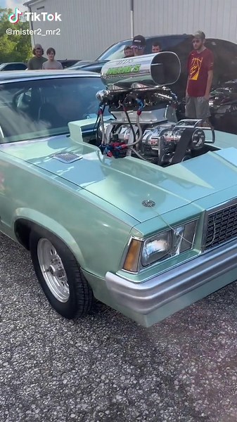 Jason Gonzalez (@mister2_mr2)’s videos with I Hope to Be Around (Live) - Men I Trust