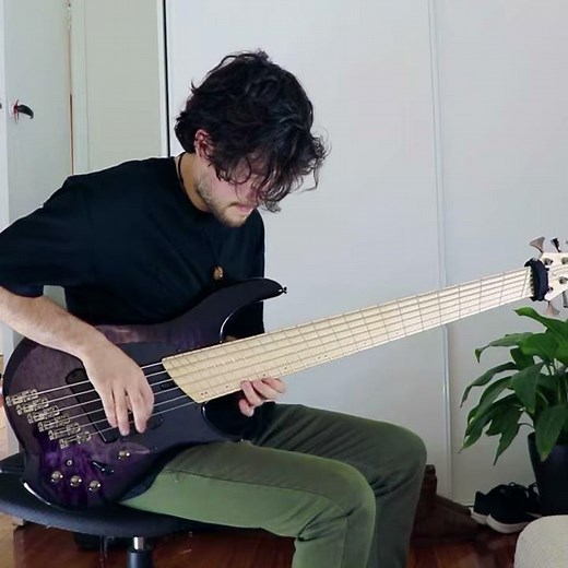 Toby Peterson-Stewart playing Dingwall Combustion six string