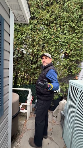 Upgraded to the latest energy-efficient pump quieter, stronger, and built to last. ⚙️#primo #primopools #pool | Piscines Primo Pool Group | Facebook