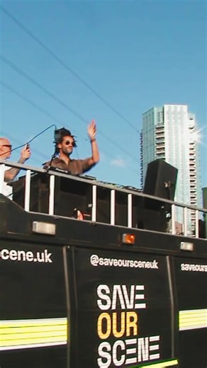 If Carlsberg did street parties… they’d probably look a lot like Forward Motion last summer. Sun shining, the streets of East London shut down, thousands of you dancing from day into night, deep house echoing through the city, cold drinks in hand and that proper old skool energy you just can’t recreate anywhere else. One of the most special parties we’ve ever thrown. So the real question is… is it time we do it again? 👀