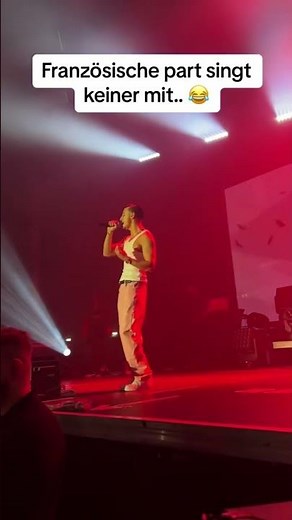 Ahah warum singt keiner mit??😂