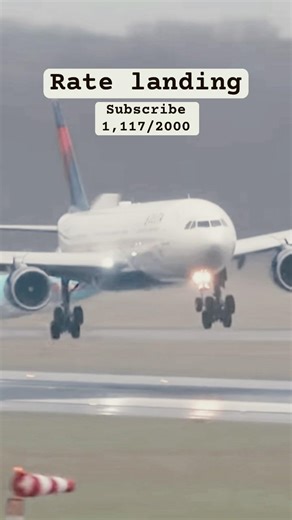 Rate the landing #aviationlovers #hardlanding #shorts #aviation