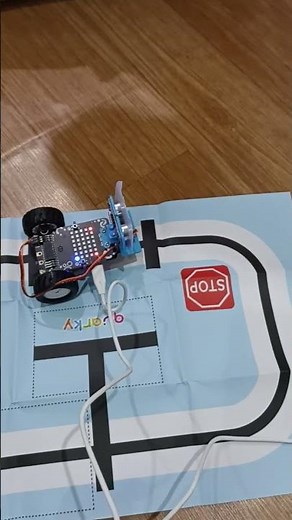 quarky line follower. #robot