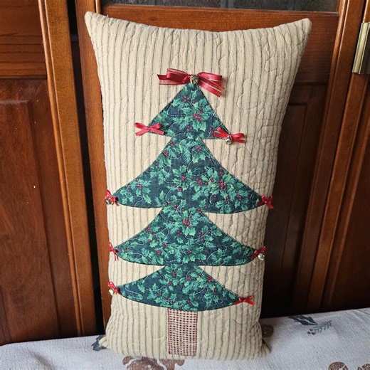 Quilted Tree Pillow, Christmas Tree, Vintage Christmas - Etsy