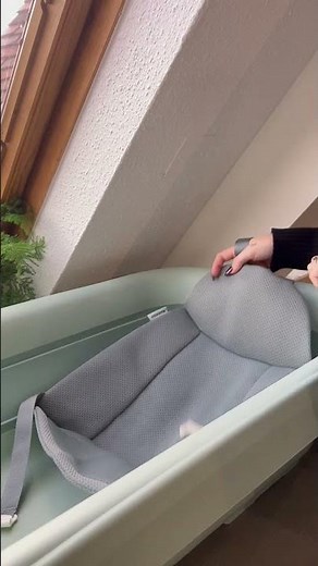 Introducing the Indigo Plus Baby Bath from Maxi-Cosi
