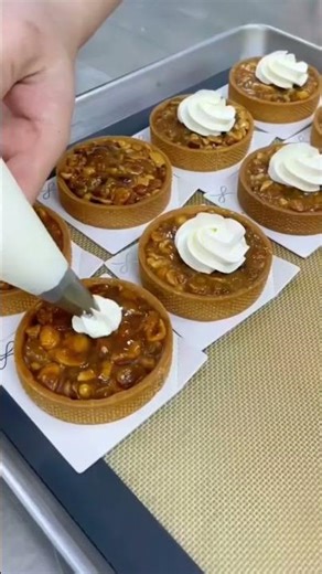 Dessert Icing Compilation 🍰✨ #SatisfyingASMR #DessertLovers #FoodieShorts 😍🔥