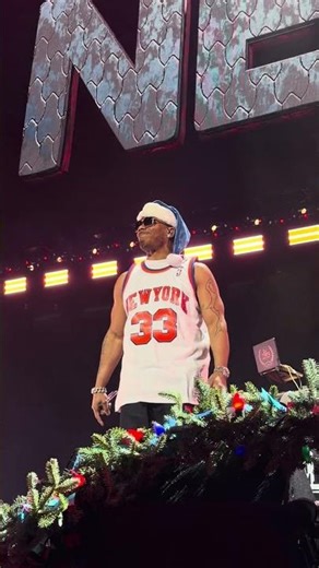 Nelly Returns to at #Z100JingleBall 2025