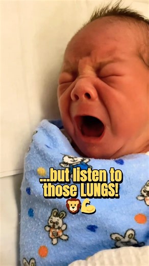 Newborn Preemie Crying: Born 1 Month Early & STRONG! 🔊💪
