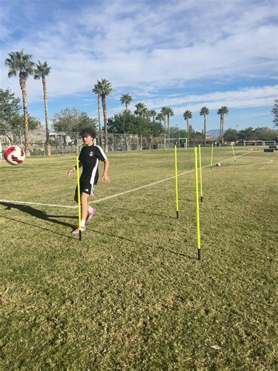 Most programs focus on flashy drills… We build complete players — technically, mentally, and professionally. ⚽📈 From first touches to pro contracts, we’re helping players reach levels they didn’t think were possible. Wanna know how? 👇 #soccer #jmsocceracademy #fyp #futbol #soccertiktok @Maddoxalt🇧🇷✝️