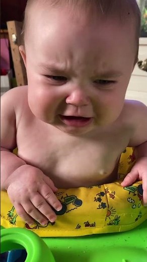 Funny Confusing baby - Cute video Tiktok #76 #shorts