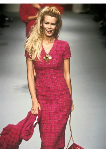 Iconic Chanel Models from Fall/Winter 1995