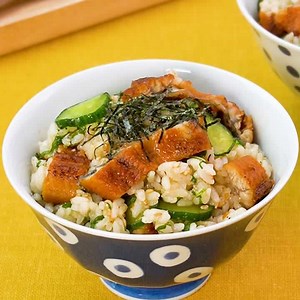 お腹も心も満たされる♪ うなぎの混ぜごはんのレシピ動画・作り方 | デリッシュキッチン