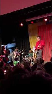 Murray Cook the original red wiggle