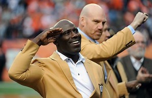 NFL Hall of Famer Terrell Davis Believes CBD Would Have Extended His Career