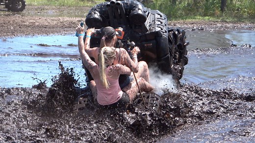 Mud Boggin In Florida - Hog Waller Mud Bog