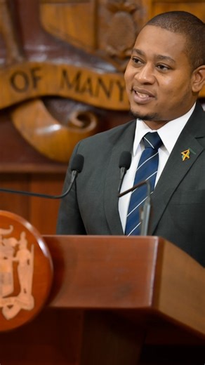 Minister of Agriculture, Fisheries, and Mining, Hon. Floyd Green, has reminded the public that the lobster season is closed, suggesting conch, which is now in open season, as an alternative. The closure of the lobster season lasts from April 1st to June 30th, with a maximum penalty of $3 million or a two-year prison sentence for individuals buying or selling lobster during this period. Stay tuned for further updates from today’s (April 24) #JISPostCabinetHighlights. | Jamaica Information Service