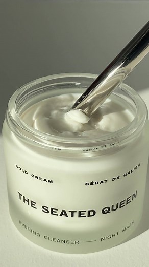 The new make up remover (and face mask, AND night cream!) you need to know about: The Seated Queen's Cold Cream 👑 Designed to streamline your skin care routine, and formulated to hydrate and restore glow, this multi-talented formula boasts a botanical blend of cold-pressed seed and essential oils that are whipped into a lush, versatile texture. https://bit.ly/3agJIyi | Cult Beauty