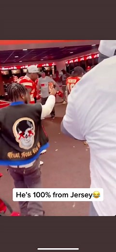 Isiah Pacheco going crazy 😂😂 #chiefs #chiefskingdom #football #nfl #sports #eagles #superbowl #viral #video #dance #jerseyclub