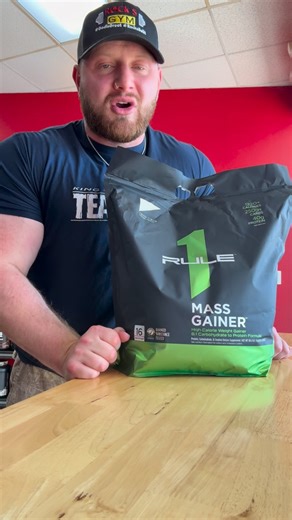 Rock’s Discount Victoria on Instagram: "Hard to gain weight? Rule 1 Mass Gainer makes hitting your calories easy. Train hard. Drink up. Grow."