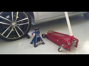 How to jack up a car safely