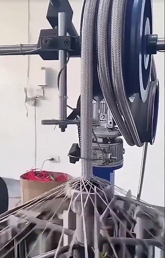 How Stainless Steel Braided Hoses Are Made 😮