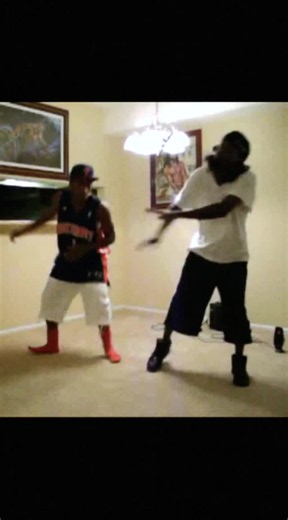 s (@wisiiiit)’s video of songs