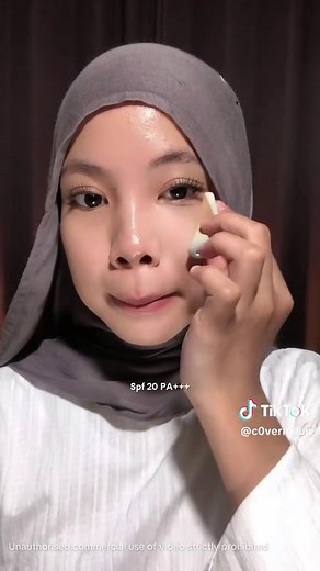 Review TWC Bedak Kerang Wardah: Siap Miliki?