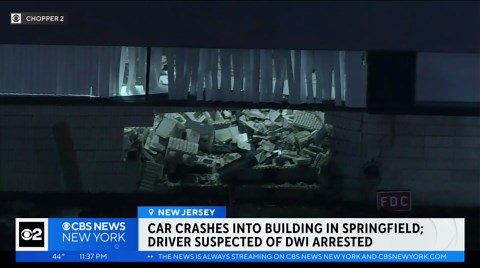 Driver suspected of DWI in crash into building in Springfield, NJ