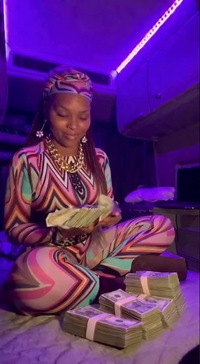 How to Make Extra Money While Trucking