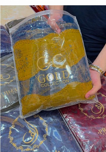 Ramadan mubarak 🌙 GC GOLD COLLECTIONE 3 pice lawn for oder in whatsup 03275203325 #fyppppppppppppppppppppppp #foryou #viralvideo #viraltiktok #goldcollection