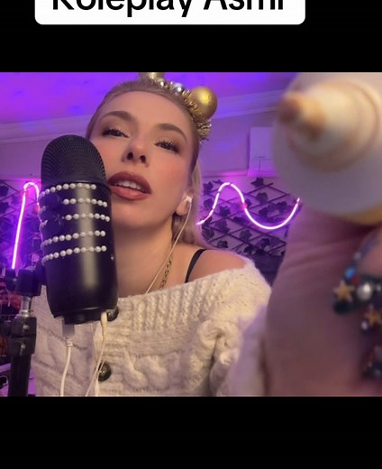 Pelin ASMR: Rahatlatıcı Rol Oynama Sesleri