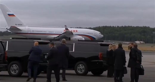 82K views · 2K reactions | History!!!!! President Donald Trump personally welcomes Putin in Alaska Historical moment, Putin's jet lands Putin’s plane lands in Joint Base Elmendorf-Richardson, Alaska | Bonboss | Facebook