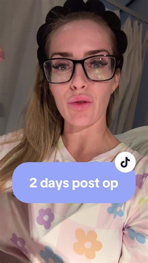 Stoma reversal surgery - day 2 after my operation. Operarion itself went well. Few wee challenges in terms of pain and discomfort but nothing too unbearable Now I just have to follow the instructions for recovery and hope that everything works the way it should #stoma #cancer #cancerjourney #hospital #surgery