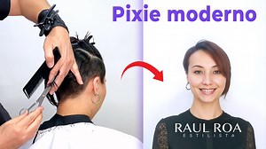 Hola, soy @RAULROAESTILISTA Hoy quiero compartir contigo paso a paso de como cortar cabello y lograr un corte pixie moderno. Este estilo de haircut, lleno de personalidad, destaca por su frescura y movimiento, siendo uno de los hairstyles más versátiles. Te muestro cómo dividir correctamente las secciones, qué herramientas utilizar y la definicion de tecnica para conseguir un acabado equilibrado y actual, dándole mucha textura. Acompáñame durante todo el proceso y descubre cómo crear un pixi mod