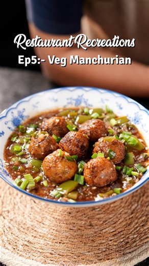 Abhinay Gupta | Chef on Instagram: "Veg Manchurian Is Here 😍 Best veg manchurian gravy is here and it’s perfect for your parties as well, before you come at me in comments, namak aap apne hisab se swaad anusar daal dena manchurian aur gravy main dono 😂 For full written recipe check comments below and don’t forget to like share and save this video for your future reference:) #chinese #manchurian #vegetarian #foodie #recipe #restaurant #ɪɴsᴛᴀɢᴏᴏᴅ #indochinese"
