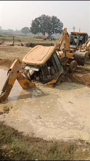 JCB backhoe stunts #shortvideo #jcbbaba