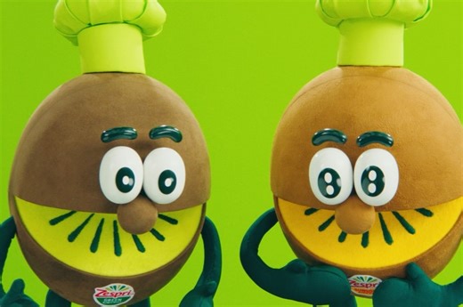 Ryota Miyadate on Instagram: "⁡ ⁡ ⁡ この度、ゼスプリさんのキウイのCM 「お弁当にフルーツ入れ隊」の隊長を務めさせて頂くことになりました。 今、日本人の3人に1人が栄養不良なんです。 そんな中僕が立ち上がり皆様に栄養と笑顔を届けさせていただきます。 フルーツの中でもキウイは栄養素が高く ビタミンCやビタミンBが豊富で食べると簡単に摂取することができます。 お弁当作りを楽にフルーツ入れて栄養補給をしてくださいね。 ⁡ ⁡ #ゼスプリ #キウイ #お弁当にフルーツ入れ隊 #隊長 #新おべんとうばこのうた"