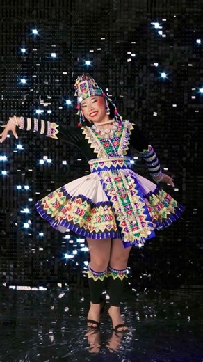 Mystic Moon I added a fan to the backdrop and shot this at 240fps. I think I’m in love with this setup for slo-mo videos! 💖 #Hmong #hmongnewyear #HmongClothes | Houa Vang