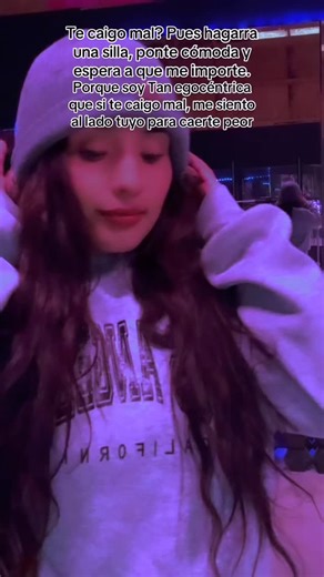 Lorenita Martinez Antonio on Instagram: "😎 sorry con excúseme 😘"