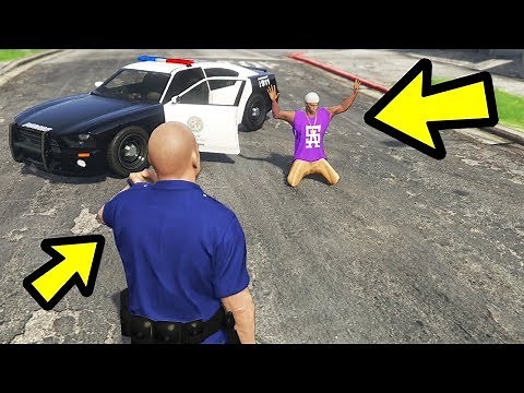 I Try Playing as the Police in GTA 5!